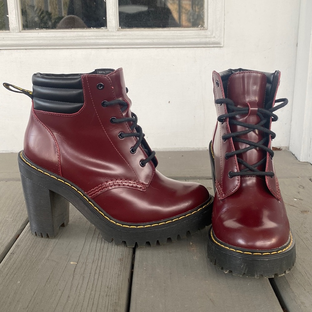 Burgundy Doc Martens Boot Heels Womens Size 6